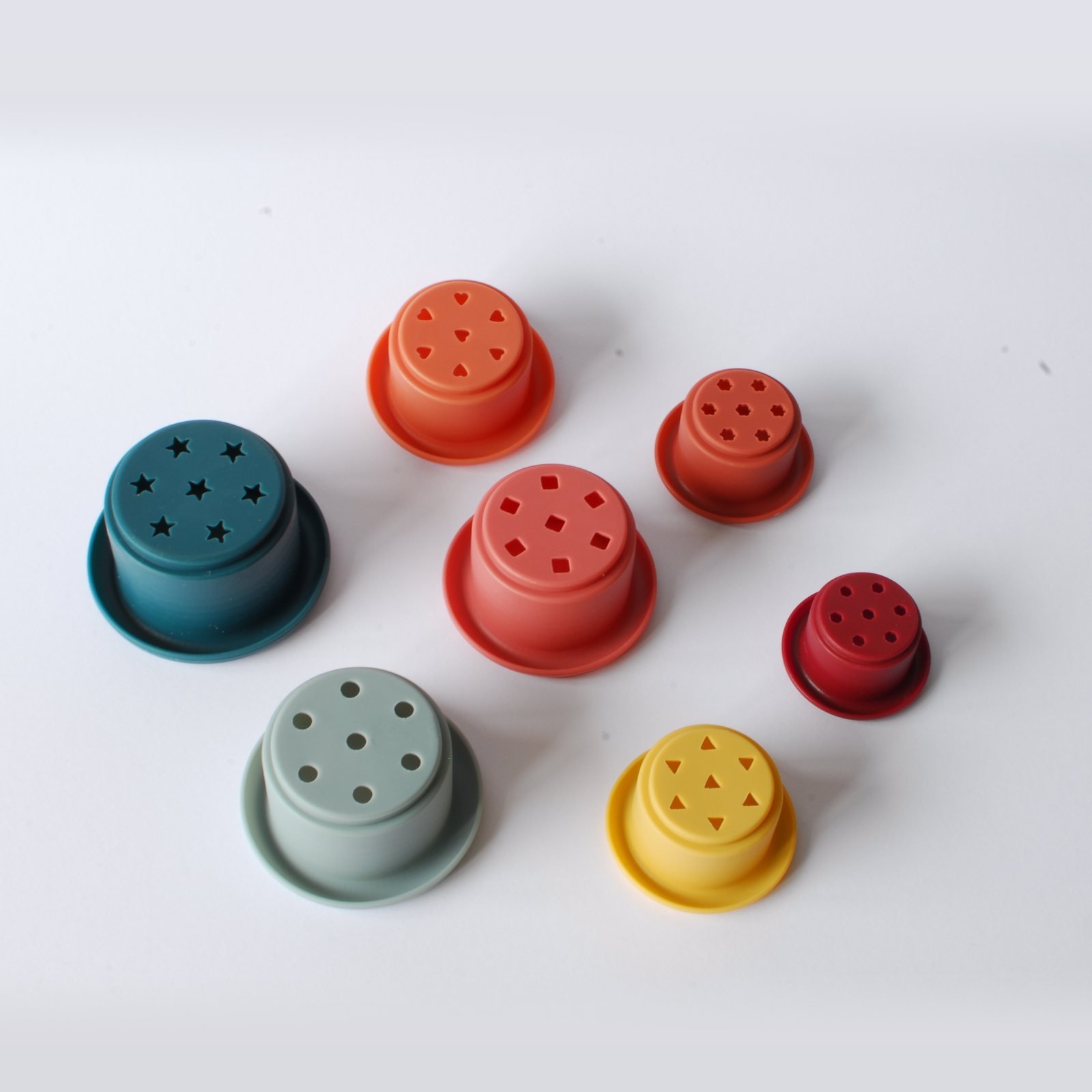 Stack + Play Silicone Cups - Image 2